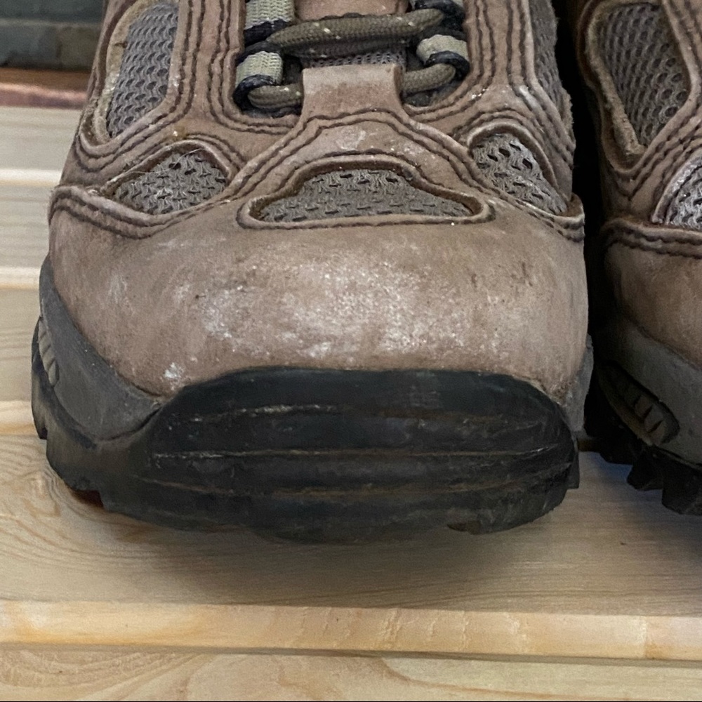 VASQUE • “Breeze GTX” Goretex Leather Hiking Boots - Size 6.5 - Picture 4 of 16